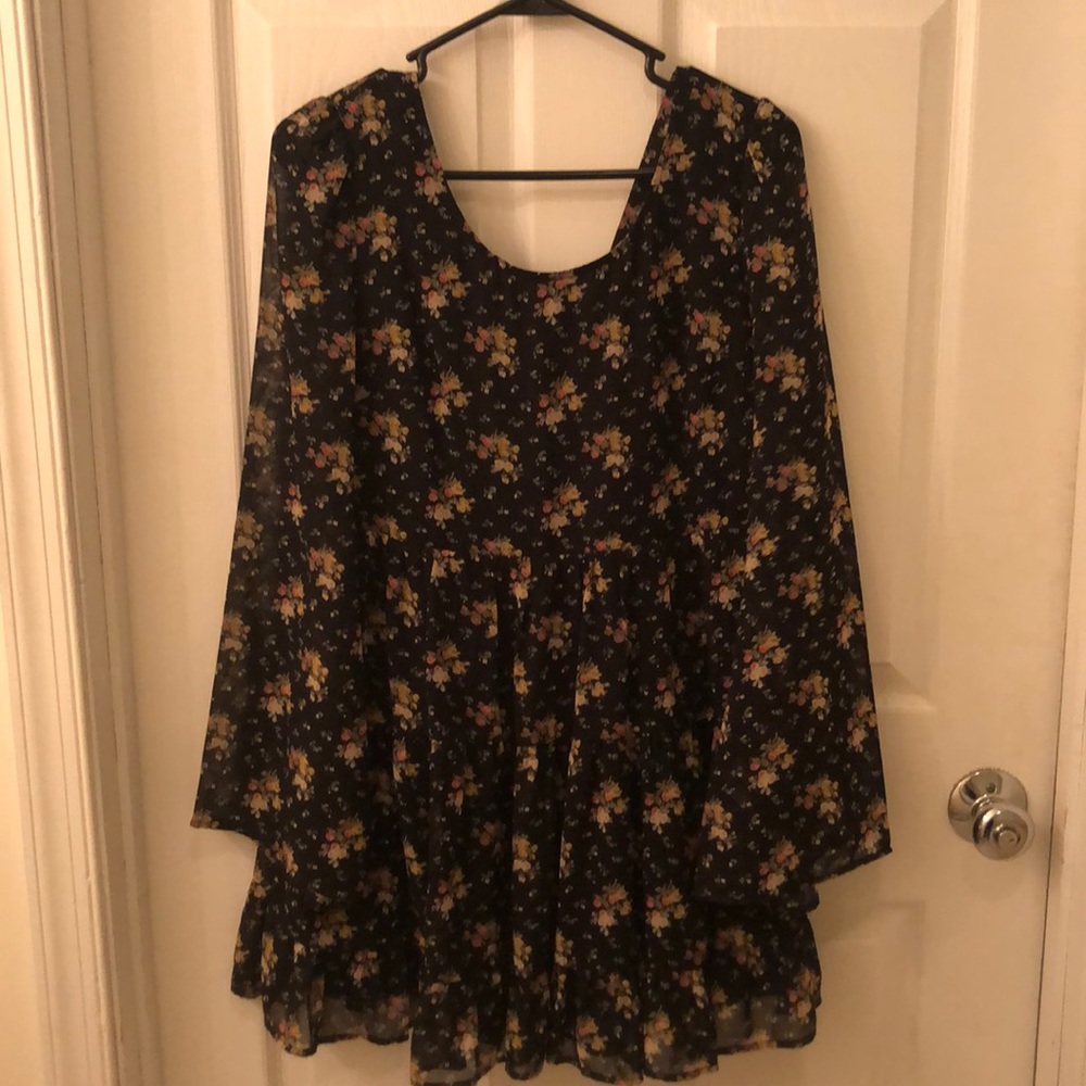 Long bell sleeve mini dress